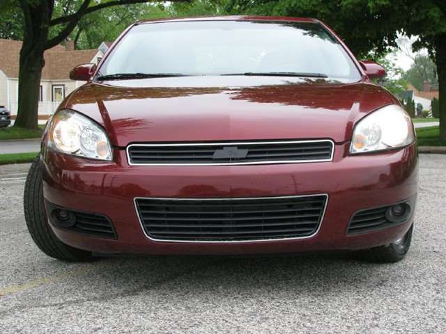 2010 Chevrolet Impala LT 4dr Sedan
